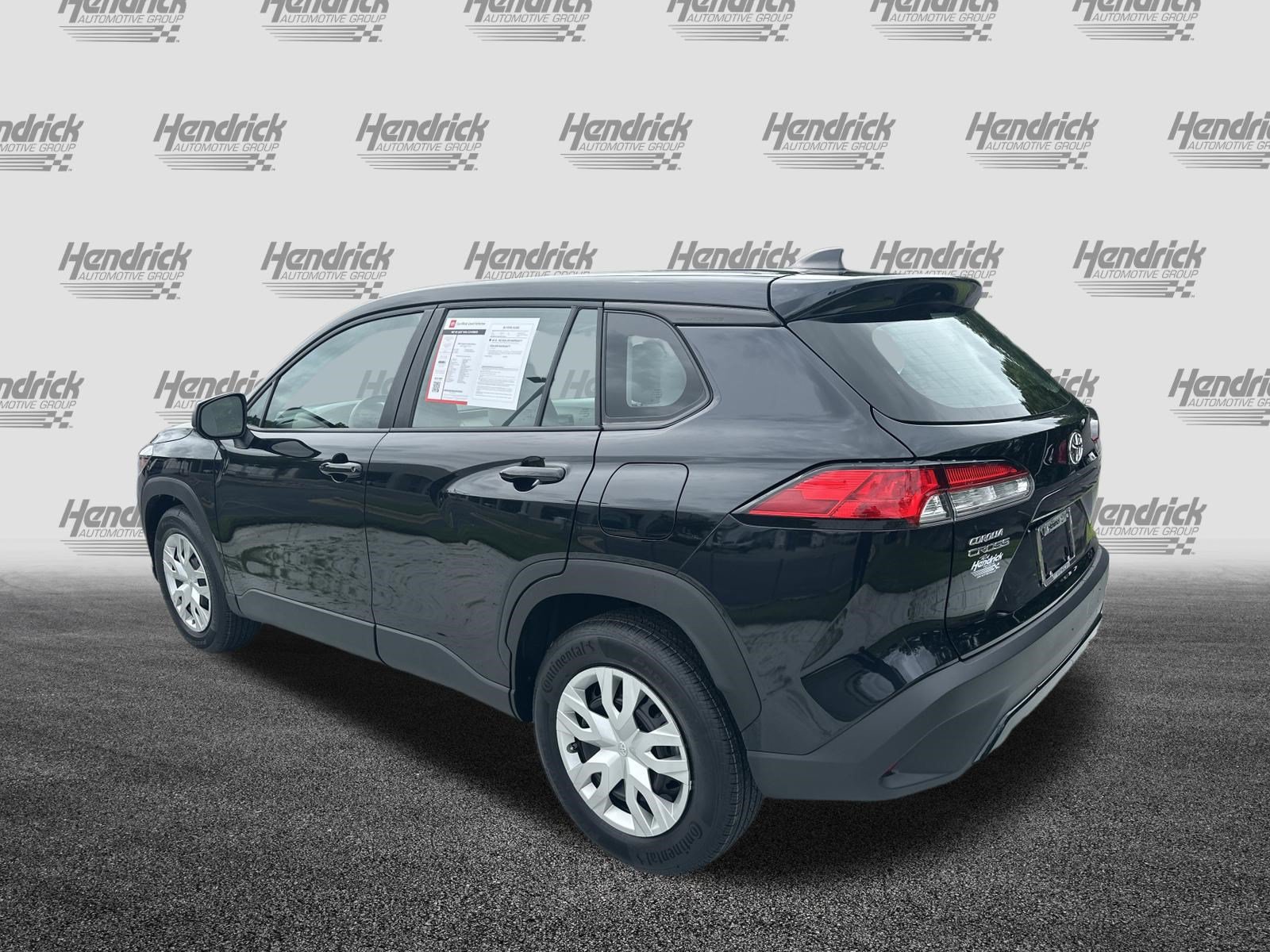 Certified 2025 Toyota Corolla Cross L FWD image 8