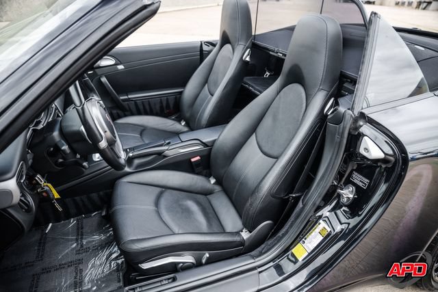 Used 2010 Porsche 911 Carrera RWD image 4