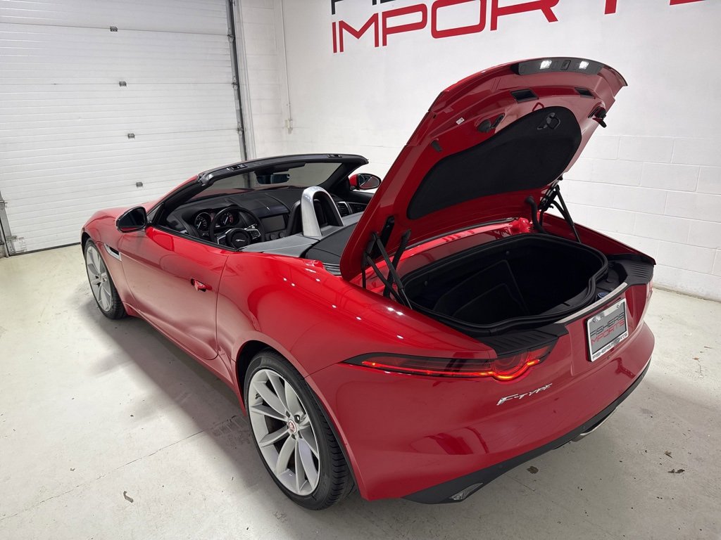 Used 2018 Jaguar F-TYPE Convertible image 33