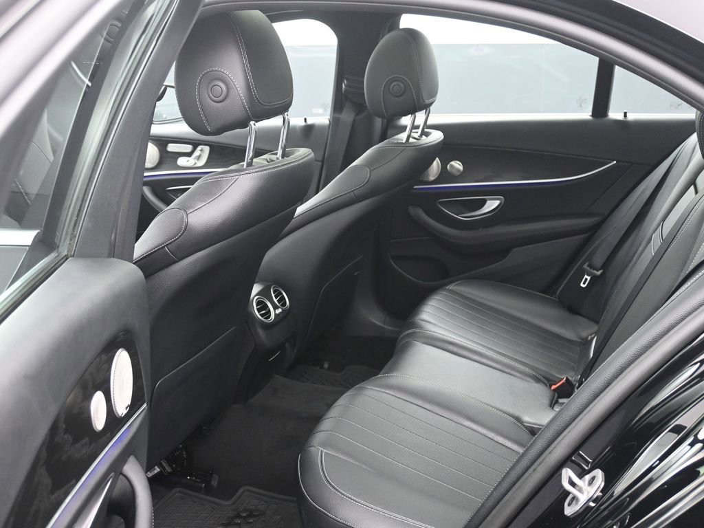 Used 2022 Mercedes-Benz E 350 4MATIC Sedan image 13