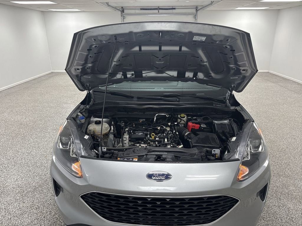 Used 2022 Ford Escape SE image 16