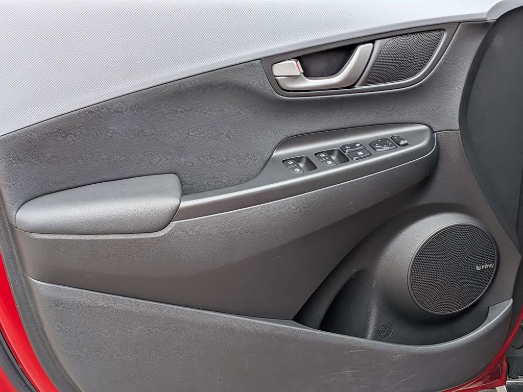 Used 2021 Hyundai Kona Ultimate image 14