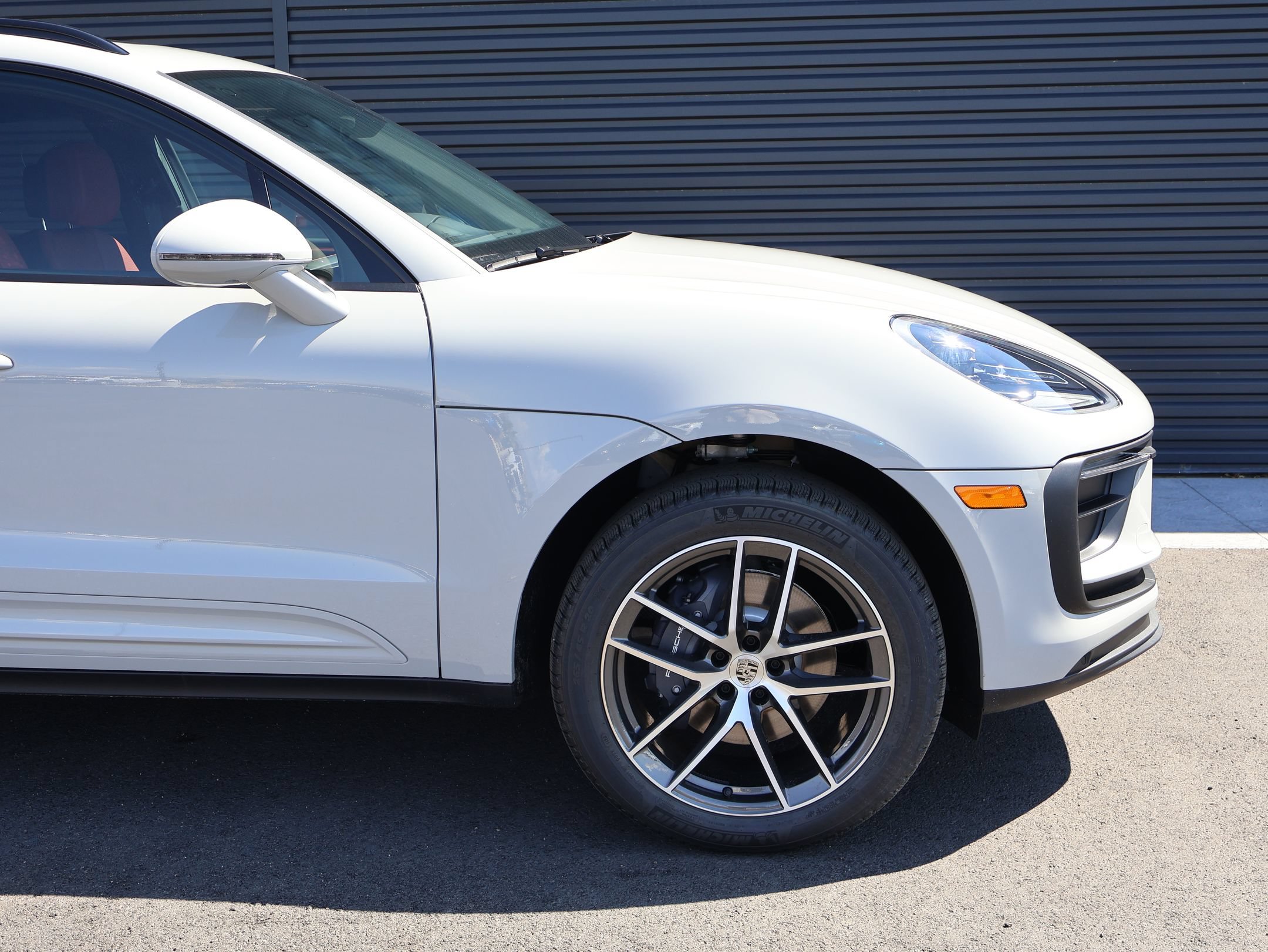 New 2026 Porsche Macan AWD/4WD image 11