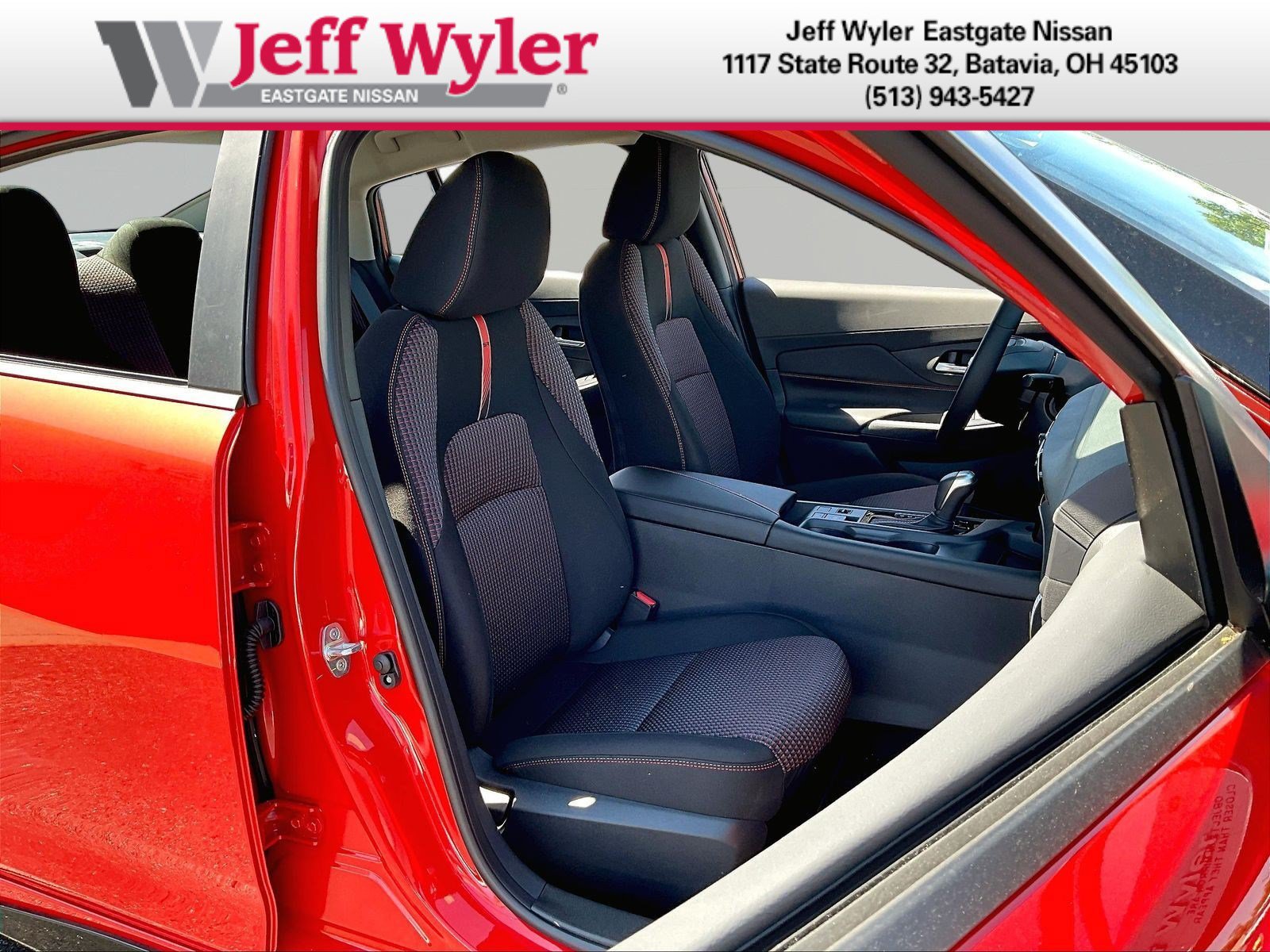 New 2026 Nissan Sentra SR w/ Floor Mat Package FWD image 18