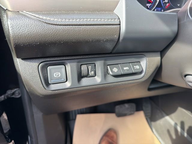 Used 2022 GMC Acadia Denali w/ Black Diamond Edition image 31