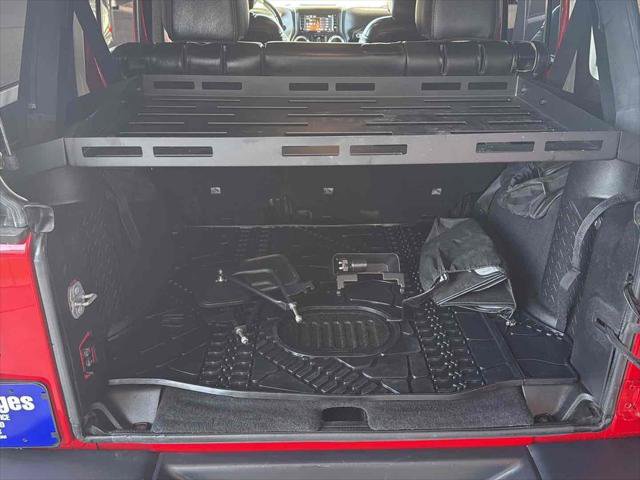 Used 2017 Jeep Wrangler Unlimited Rubicon image 34