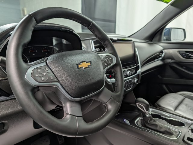Certified 2023 Chevrolet Traverse LT w/ LT Premium Package AWD/4WD image 18