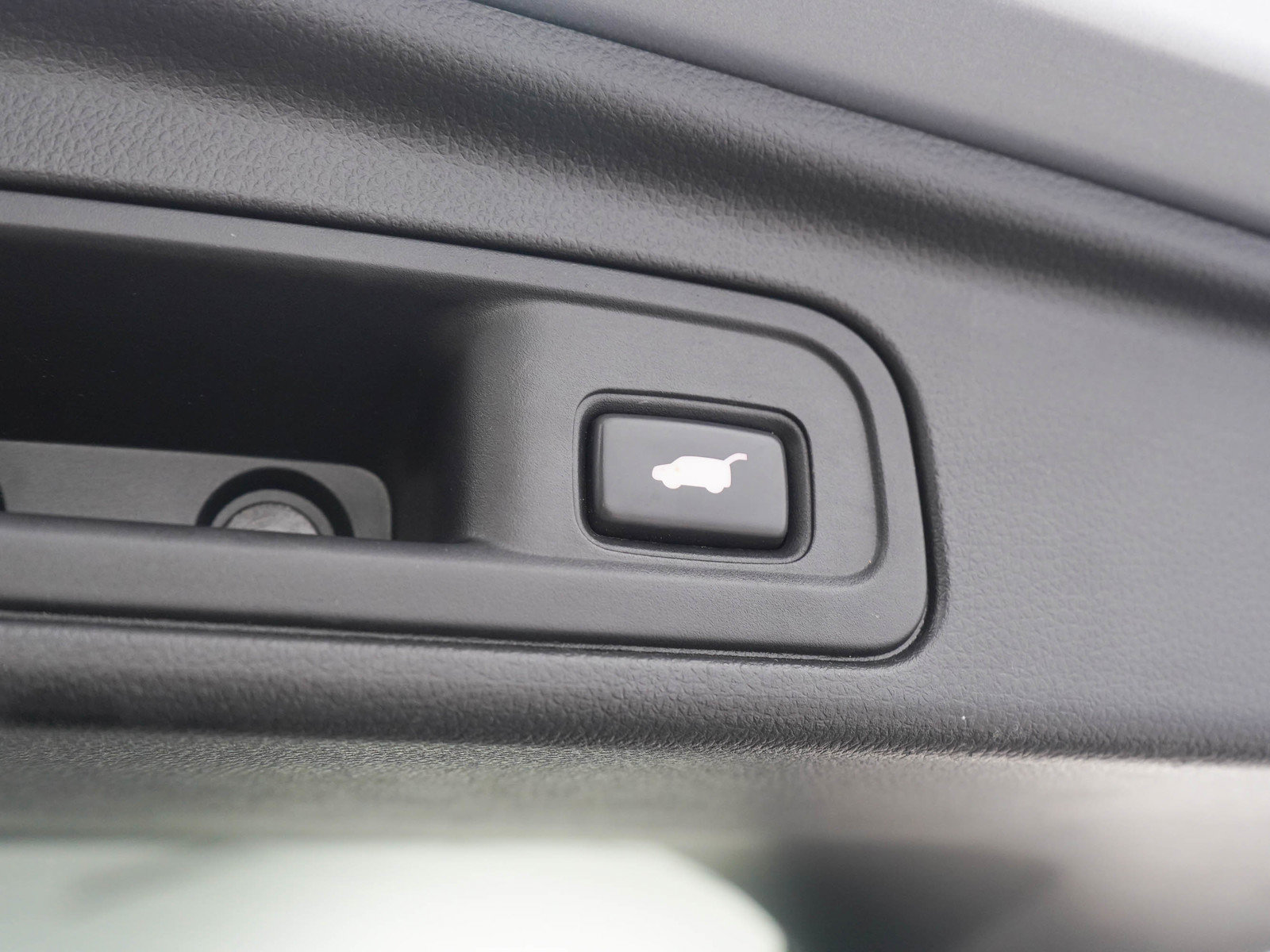 Used 2019 Honda Pilot Touring image 11