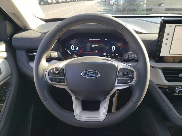 New 2026 Ford Explorer Active RWD image 13