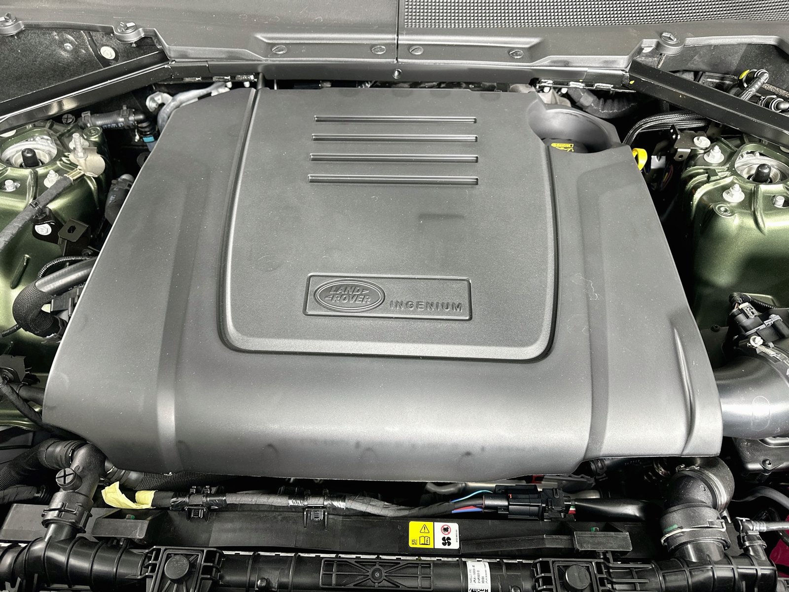 New 2026 Land Rover Defender 110 S AWD/4WD image 14