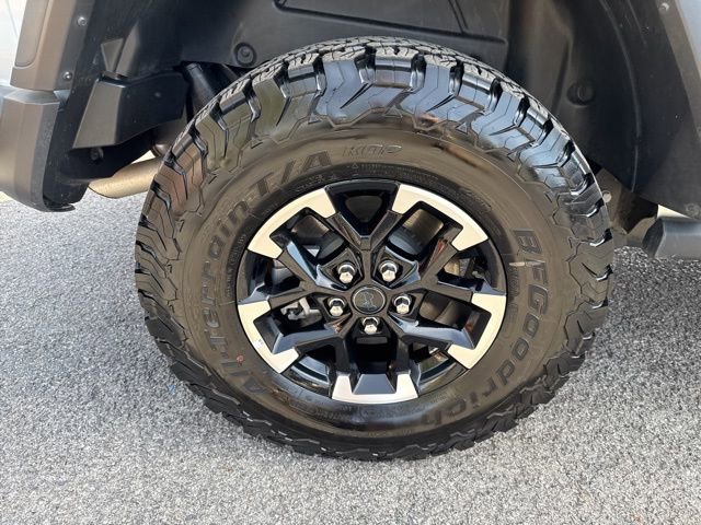Used 2025 Jeep Wrangler Unlimited Rubicon 4xe w/ Safety Group image 12