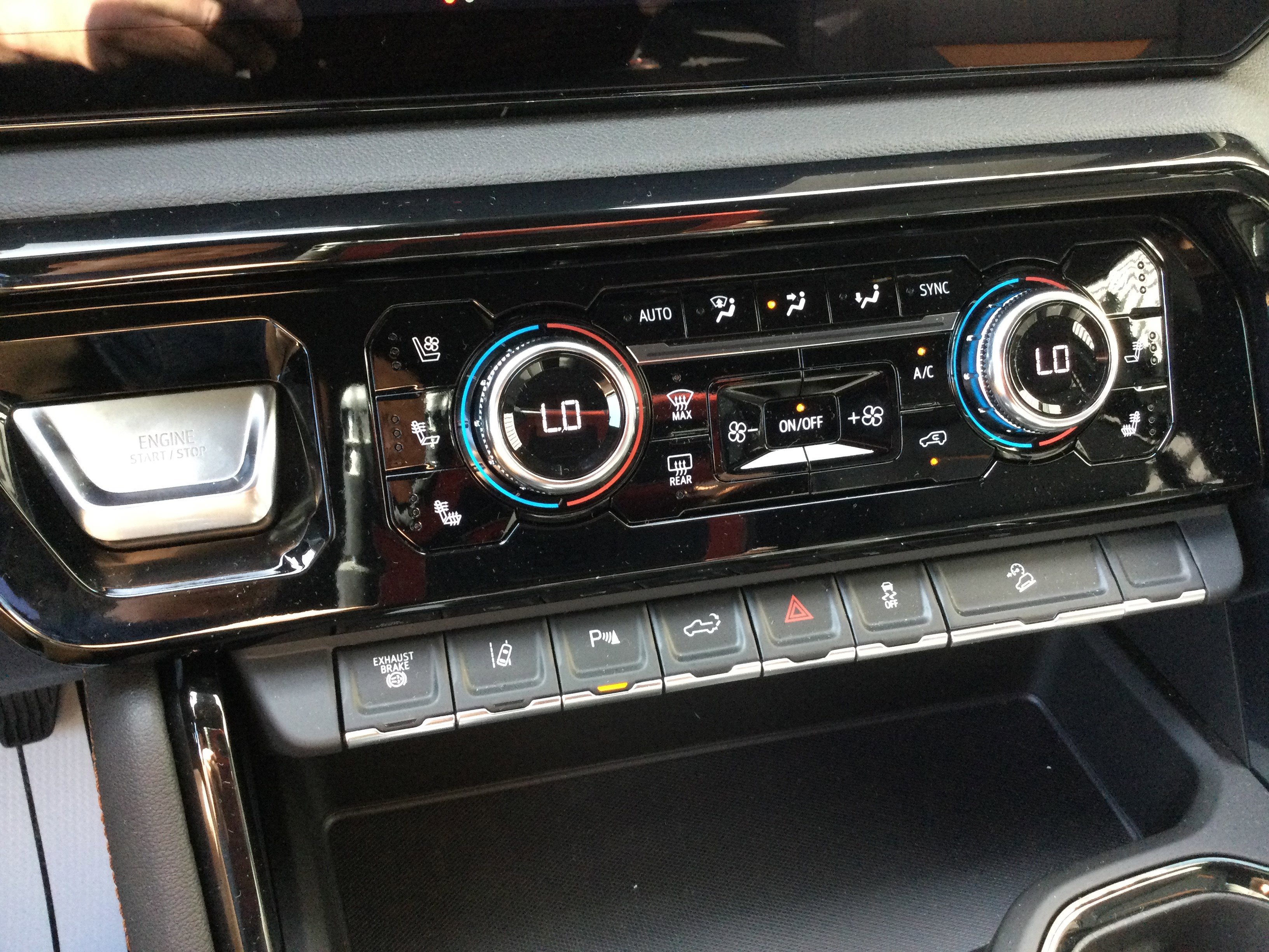 New 2026 GMC Sierra 3500 AT4 w/ AT4 Premium Plus Package image 14