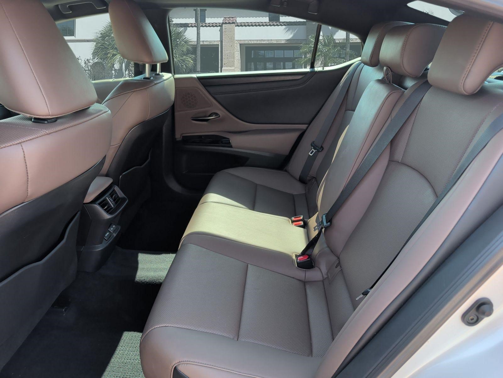 Used 2025 Lexus ES 350 w/ Premium Package FWD image 25