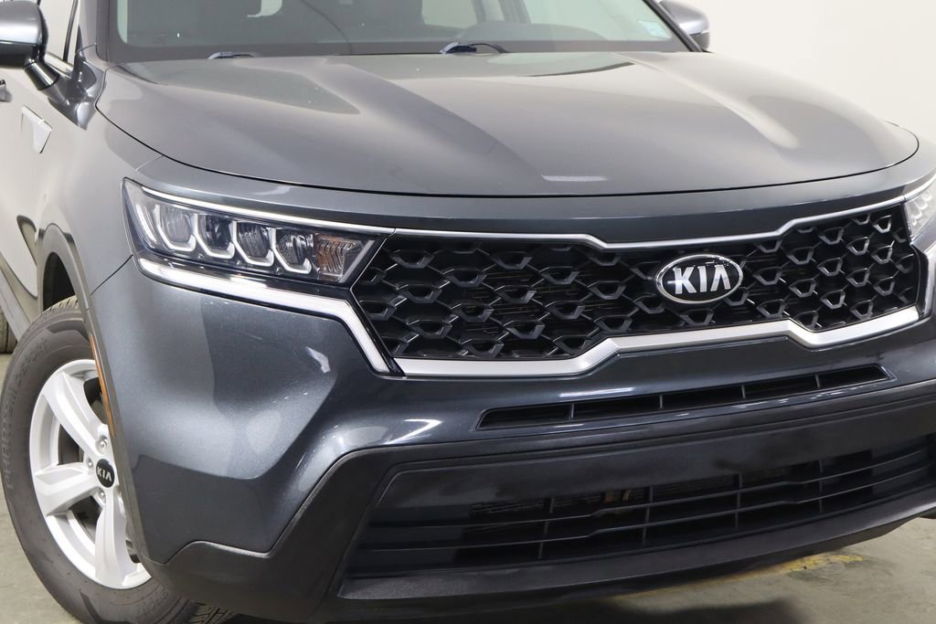 Used 2021 Kia Sorento LX FWD image 42