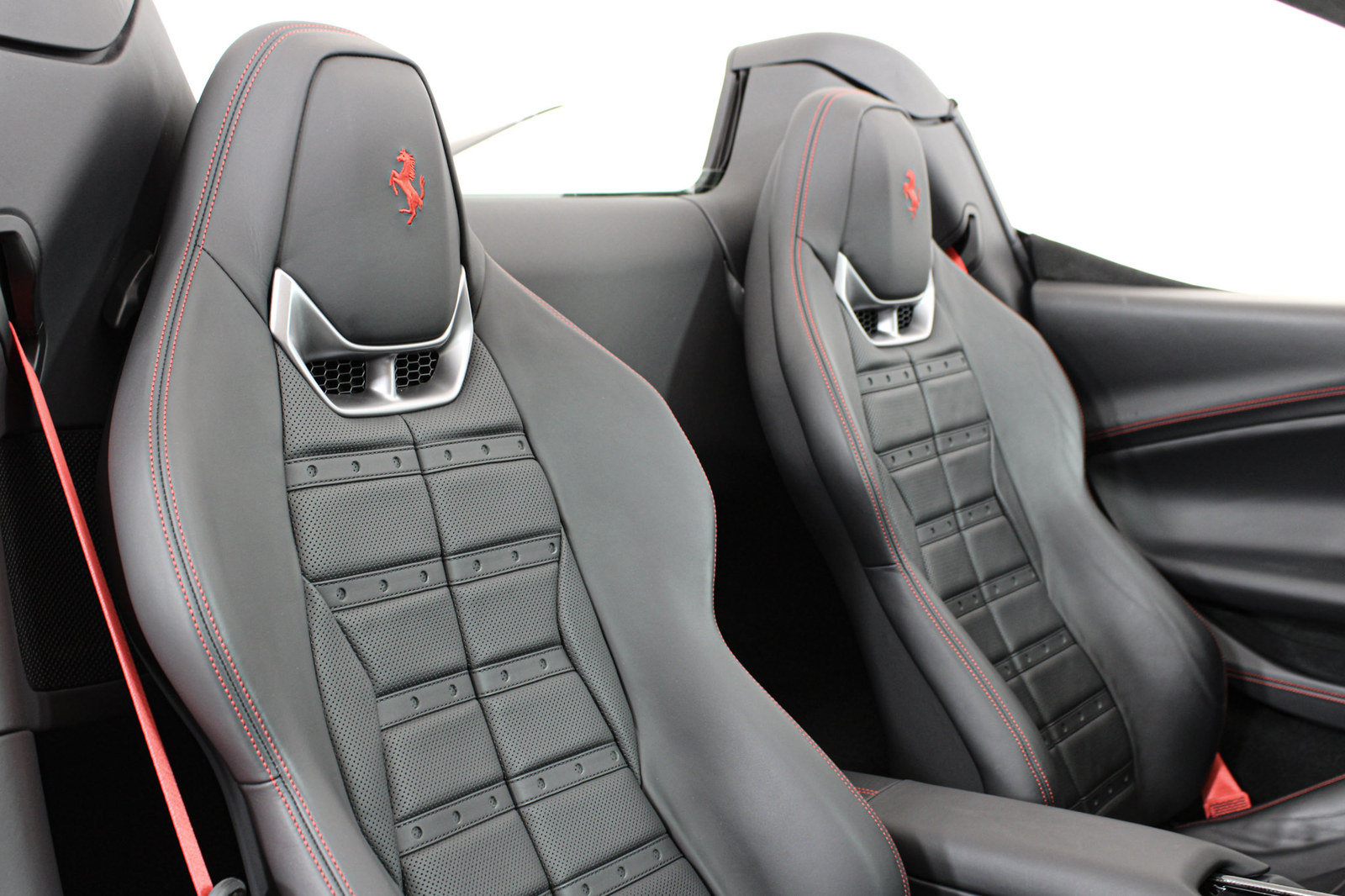 Certified 2024 Ferrari 296 GTS RWD image 30