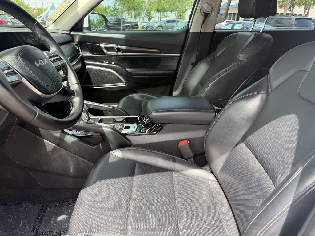 Used 2024 Kia Telluride LX FWD image 19