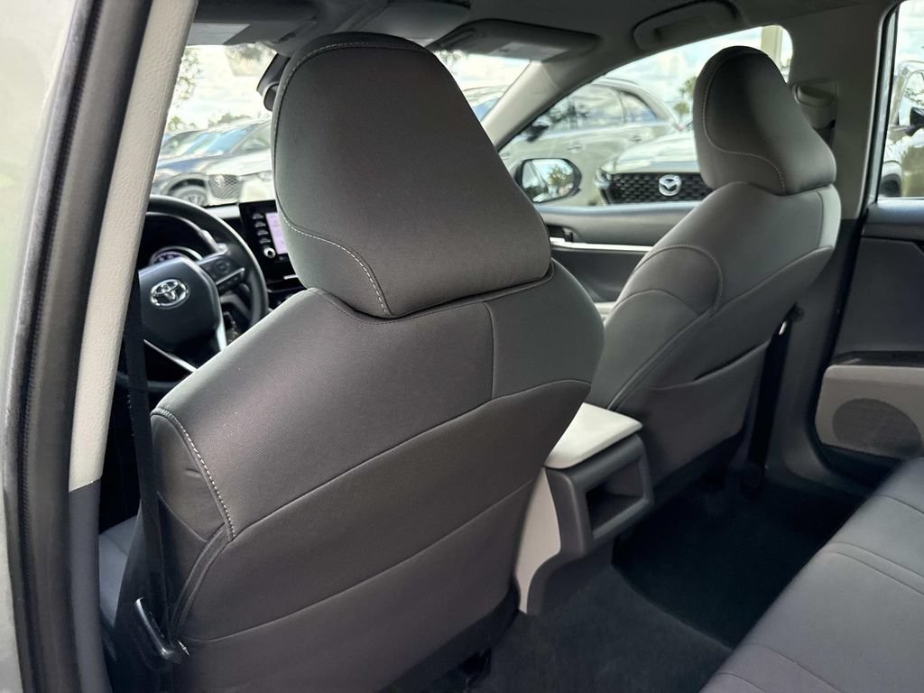 Used 2023 Toyota Camry LE FWD image 13