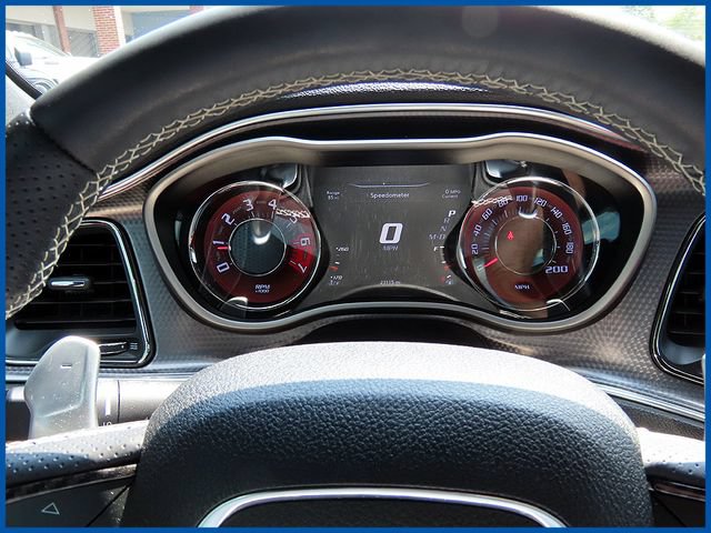 Used 2017 Dodge Challenger SRT Hellcat RWD image 13