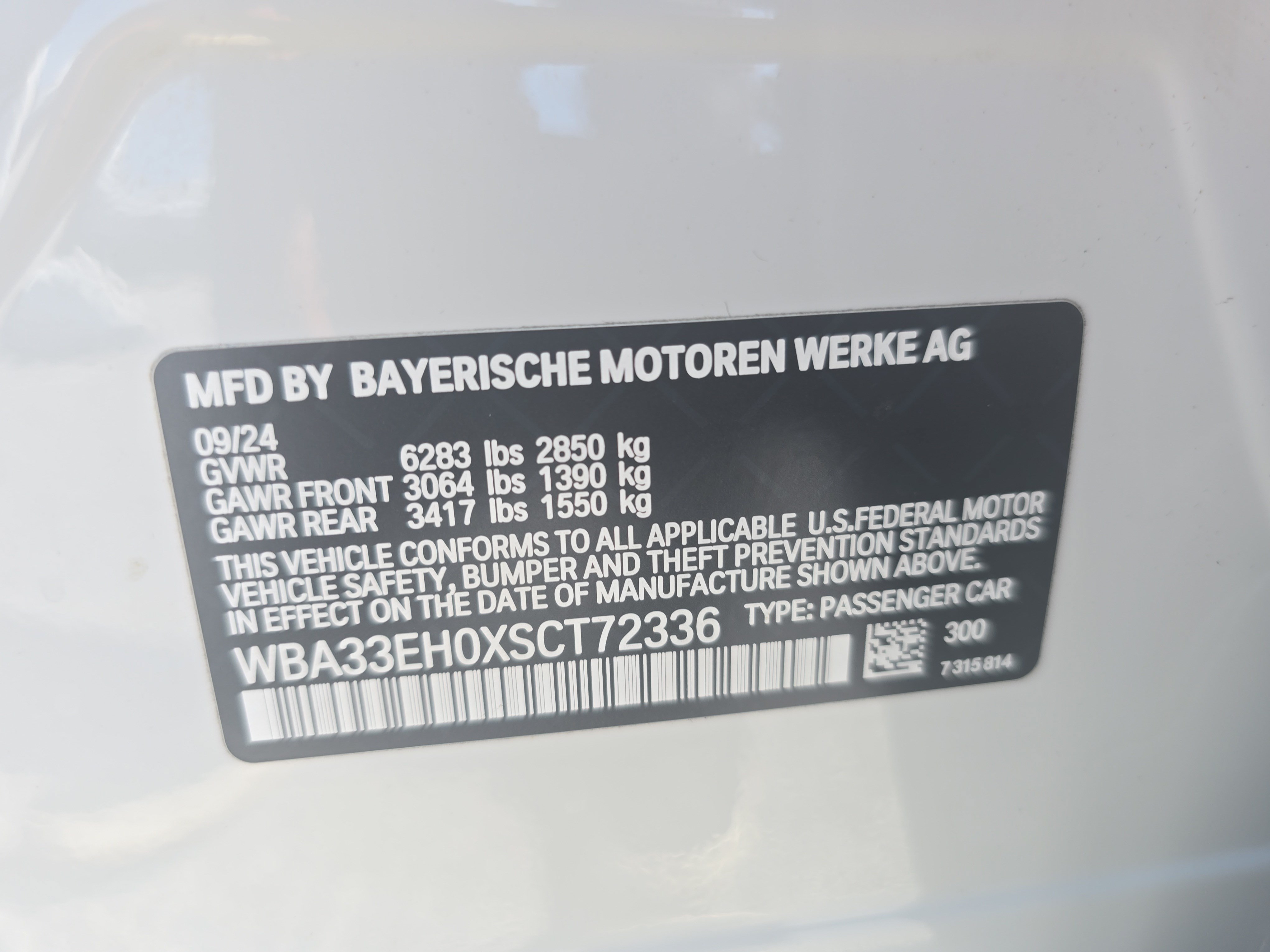 Used 2025 BMW 740i xDrive AWD/4WD image 34