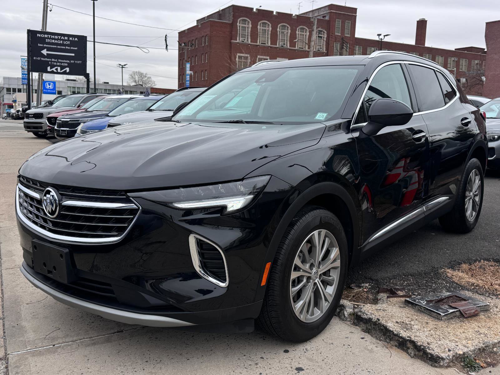 Used 2023 Buick Envision Preferred image 1