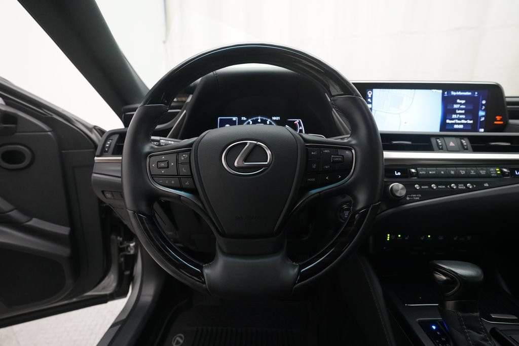 Used 2021 Lexus ES 350 w/ Accessory Package 2 FWD image 4