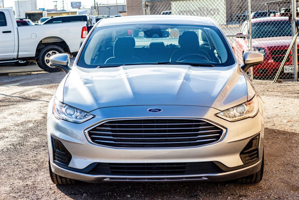 Used 2020 Ford Fusion SE image 9