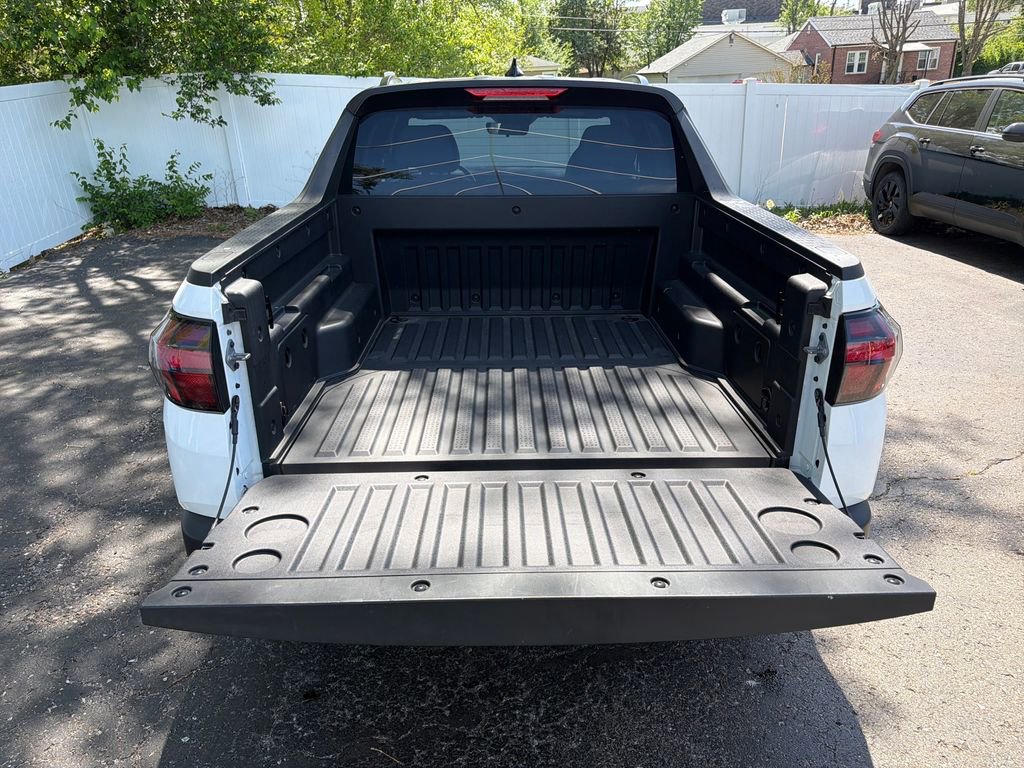 Certified 2025 Hyundai Santa Cruz SEL FWD image 24