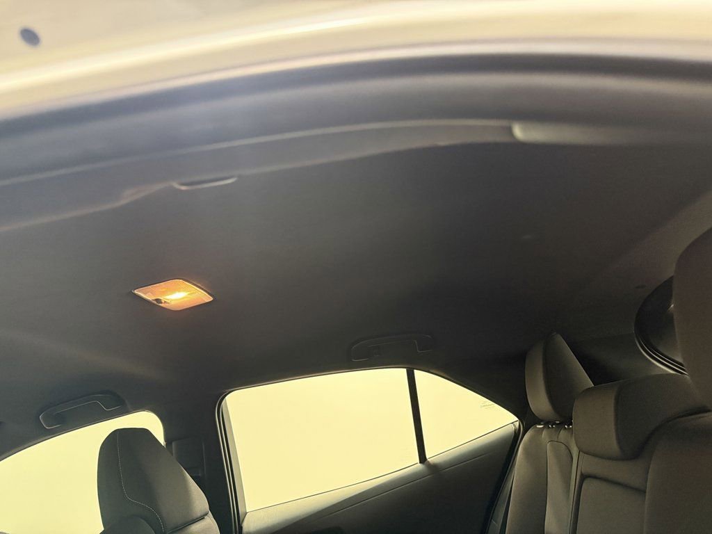 Used 2021 Toyota Corolla SE image 10