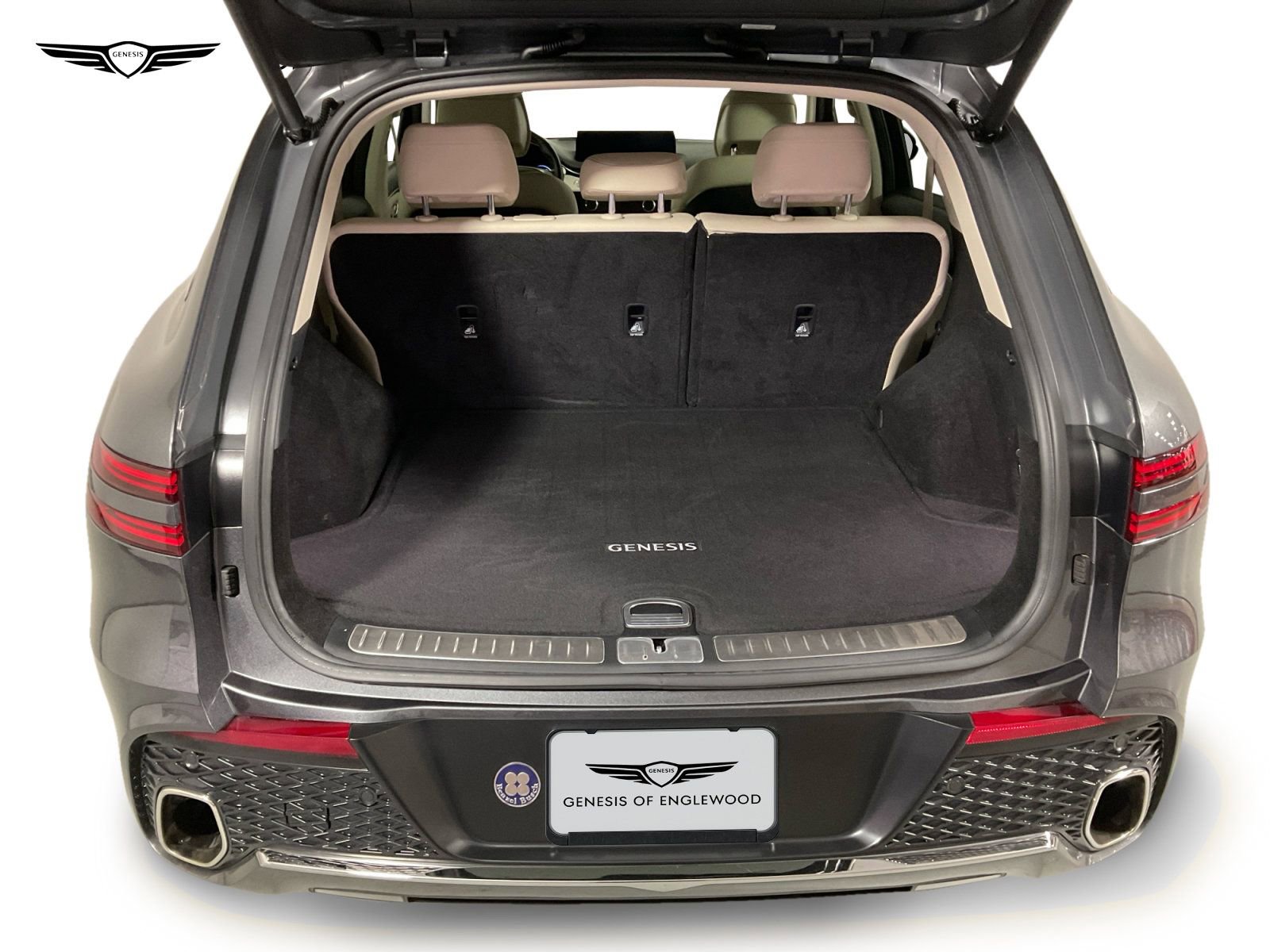 Used 2023 Genesis GV70 2.5T w/ Select Package image 6