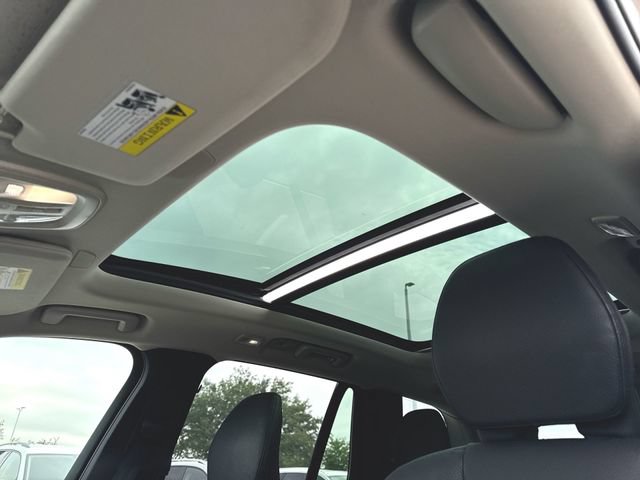 Used 2024 Volvo XC90 T8 Plus w/ Protection Package Premier AWD/4WD image 19