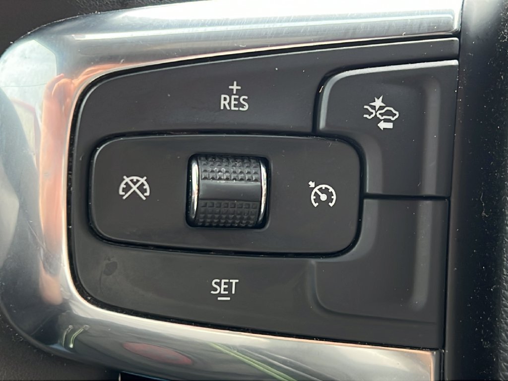 Used 2024 Chevrolet Blazer LT w/ Midnight/Sport Edition AWD/4WD image 19