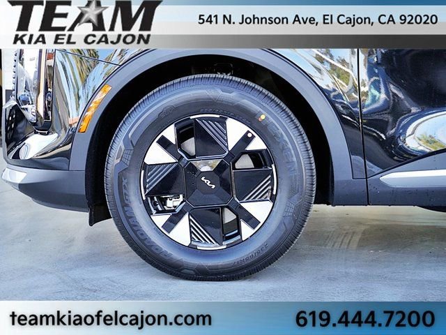 Certified 2026 Kia Sportage LX image 7