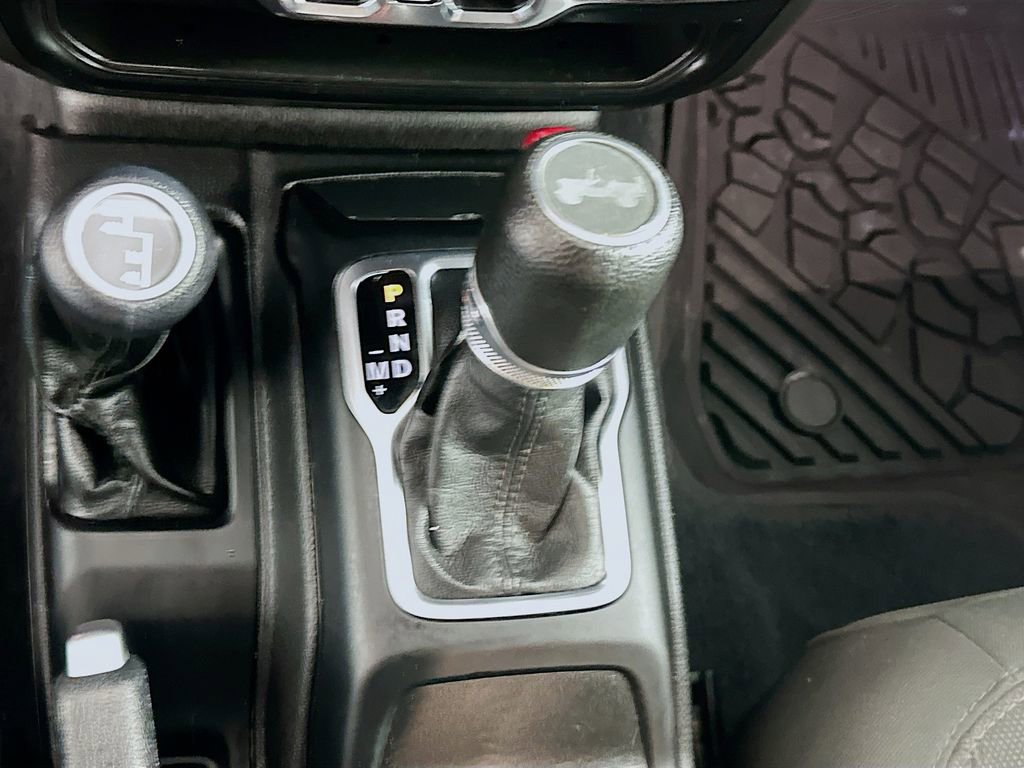 Used 2022 Jeep Wrangler Unlimited Sport image 17