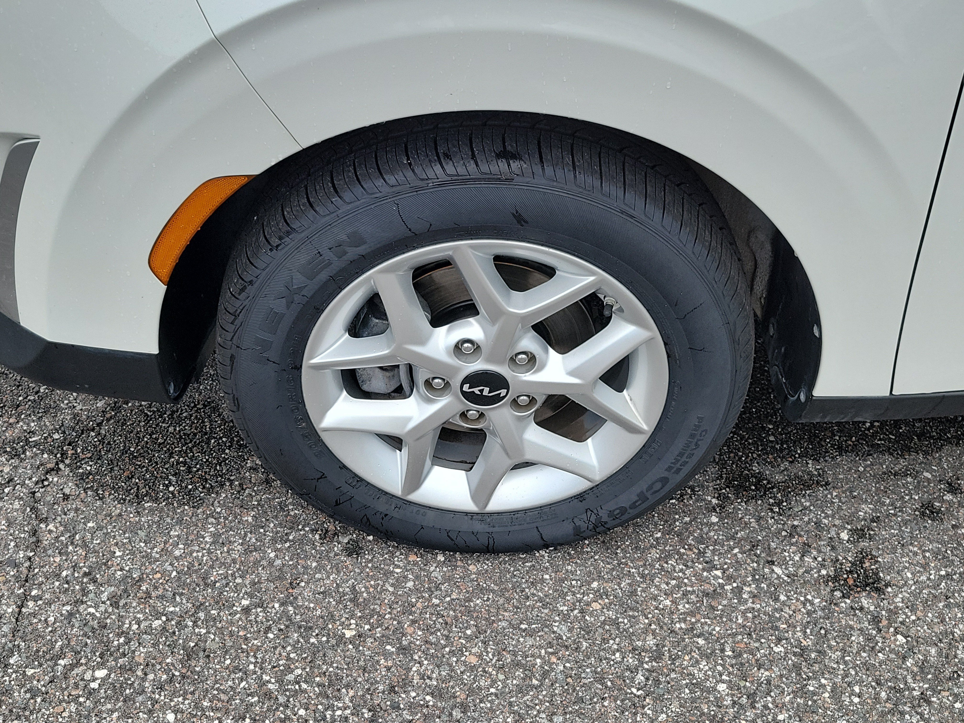 Certified 2024 Kia Soul LX w/ Option Group 015 FWD image 36