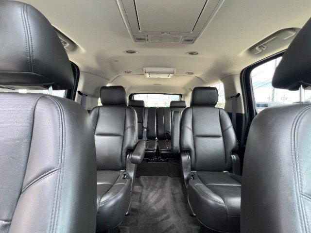Used 2014 Cadillac Escalade ESV Luxury RWD image 23