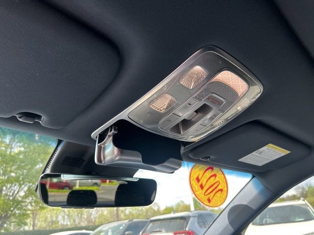 Used 2022 Genesis GV70 2.5T w/ Sport Prestige Package image 28