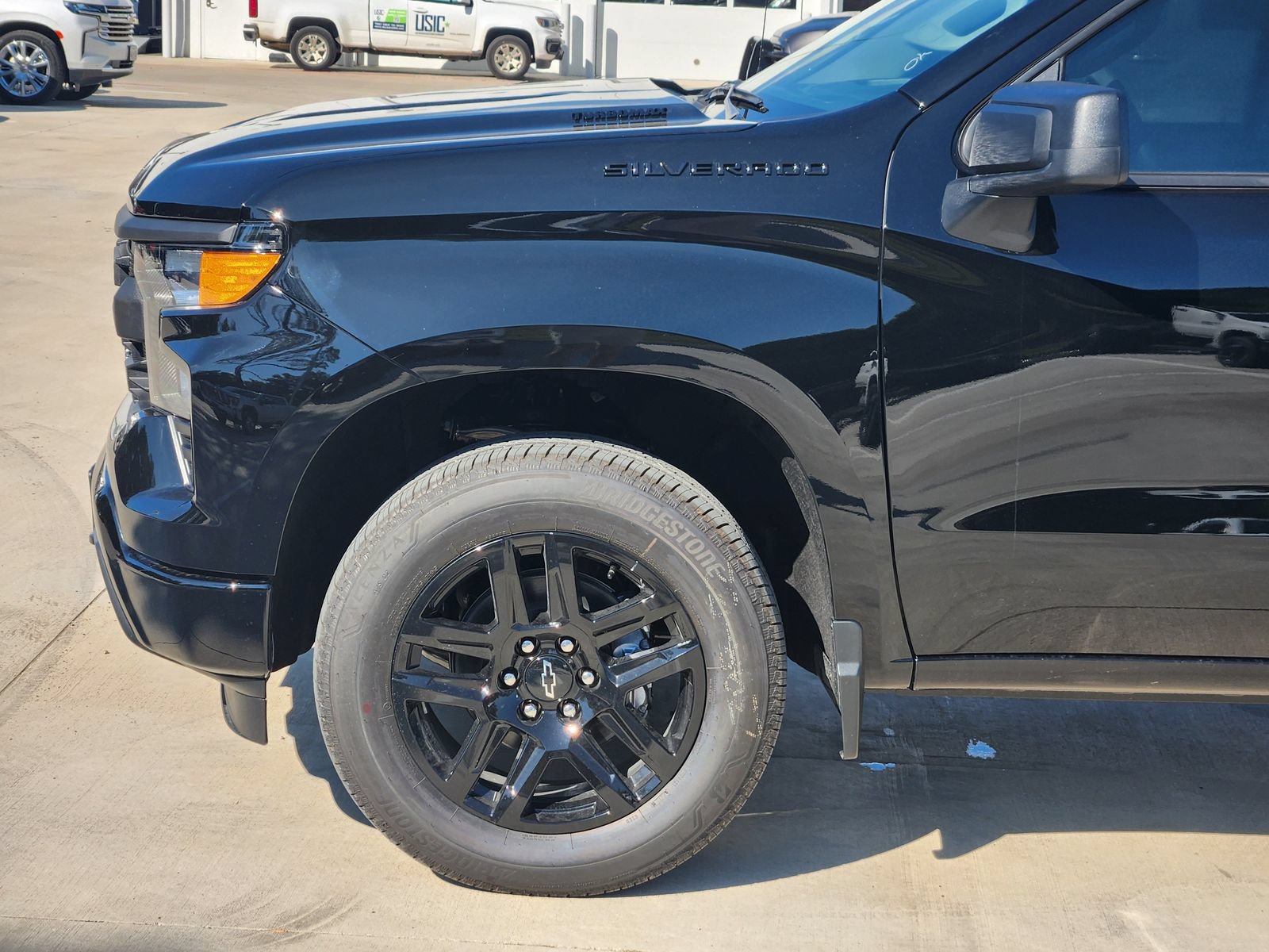 New 2026 Chevrolet Silverado 1500 Custom w/ LPO, Dark Essentials Package RWD image 10