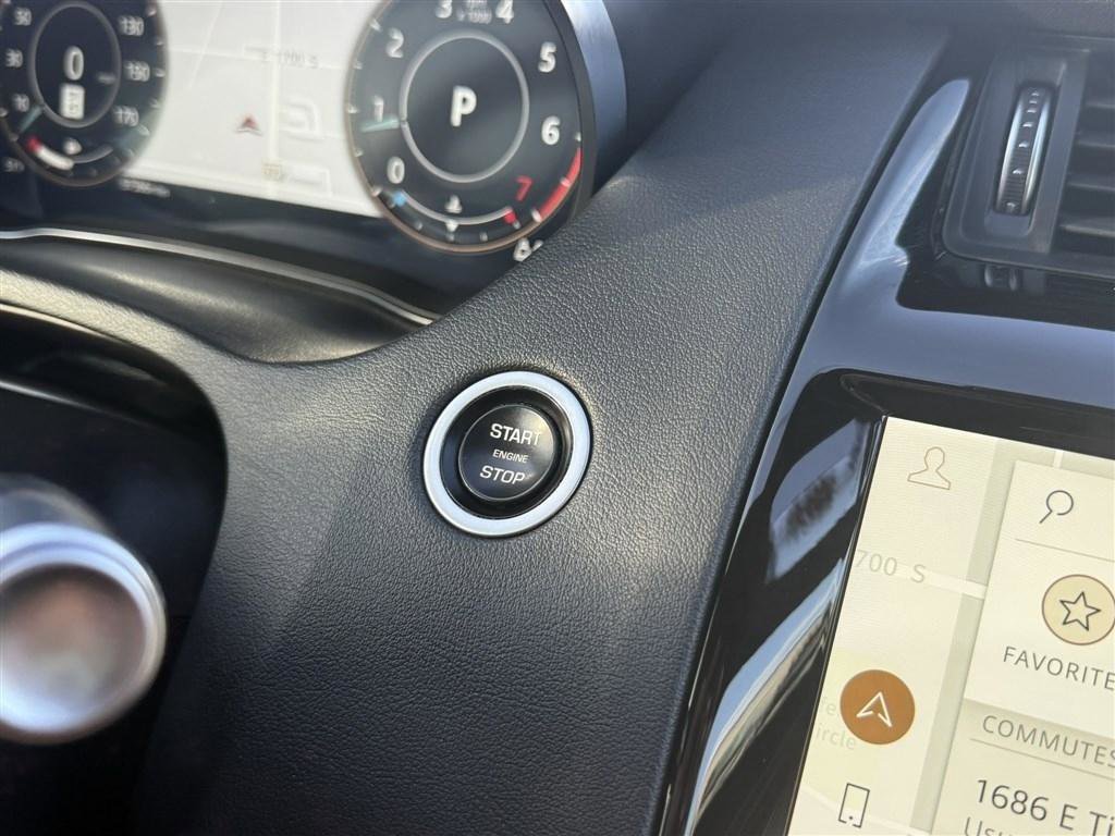Used 2021 Jaguar E-PACE 300 Sport image 32
