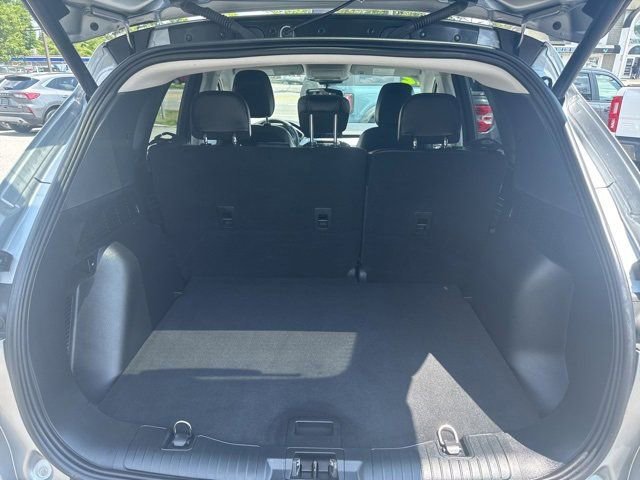 Certified 2022 Ford Escape SEL w/ Technology Package AWD/4WD image 11