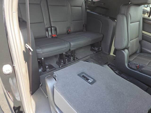 New 2026 Chevrolet Suburban High Country AWD/4WD image 26