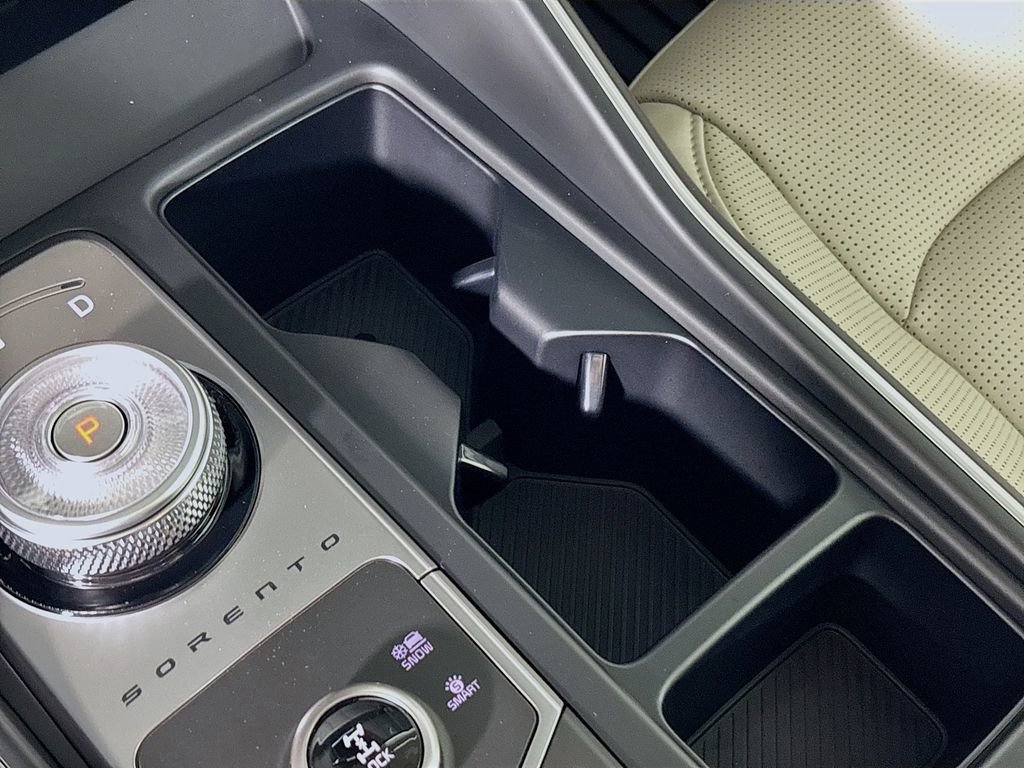 New 2025 Kia Sorento EX image 16