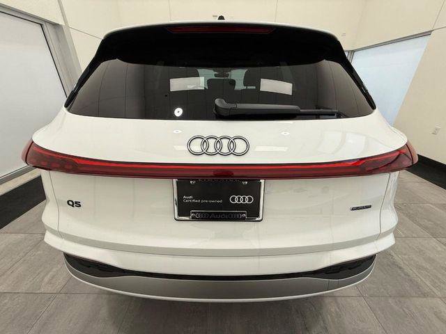 Certified 2025 Audi Q5 Premium w/ Convenience Package image 3