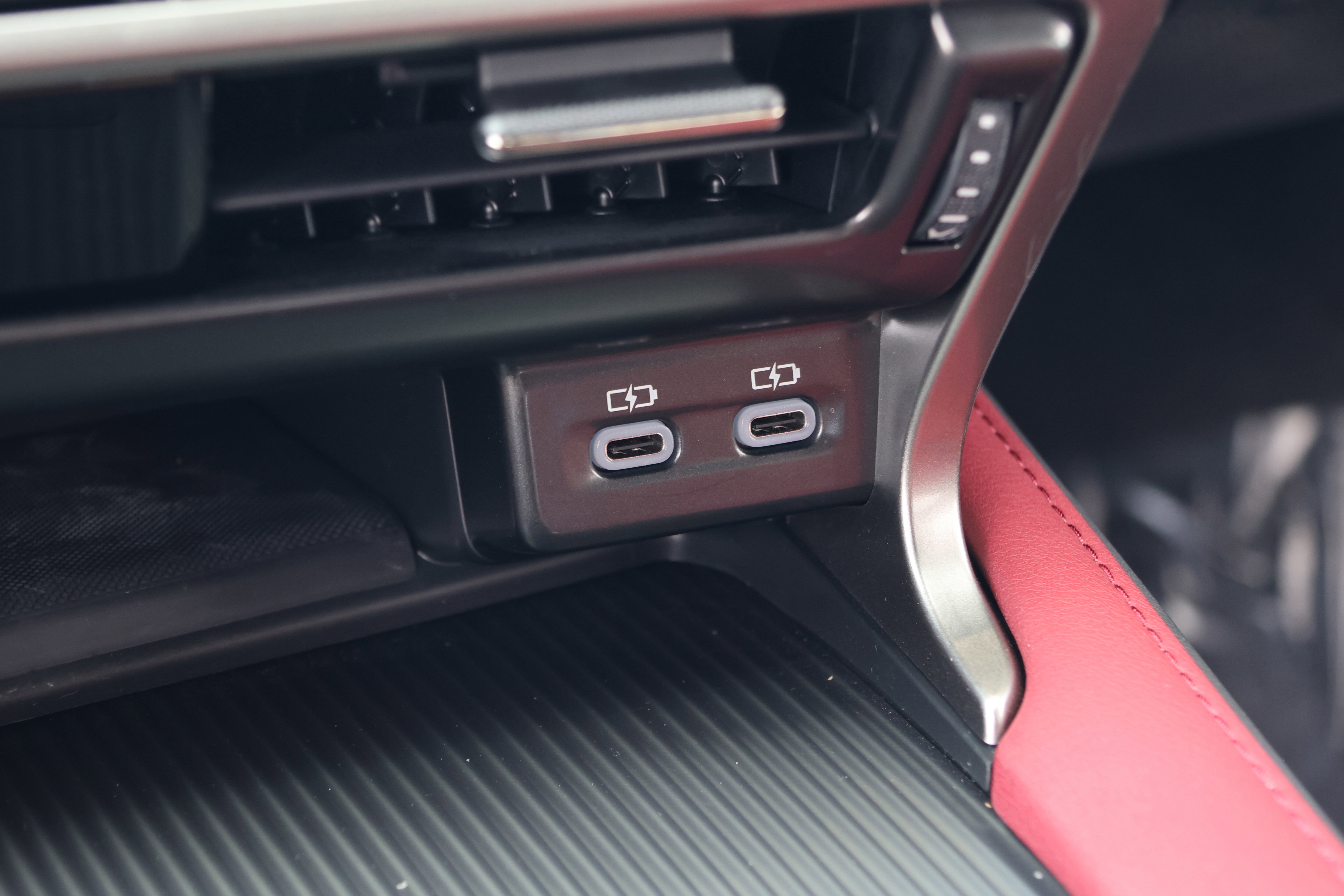 Certified 2024 Lexus RX 350 F Sport w/ Convenience Package image 25