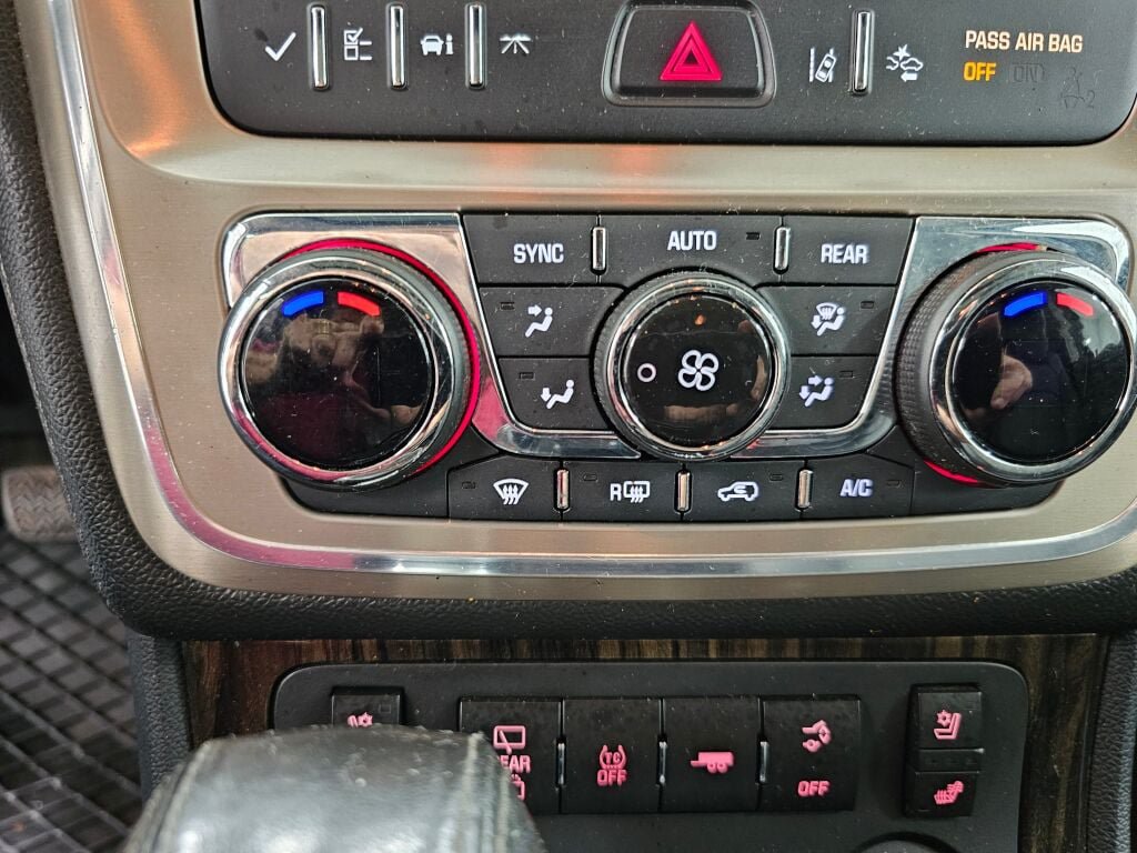 Used 2014 GMC Acadia Denali AWD/4WD image 27