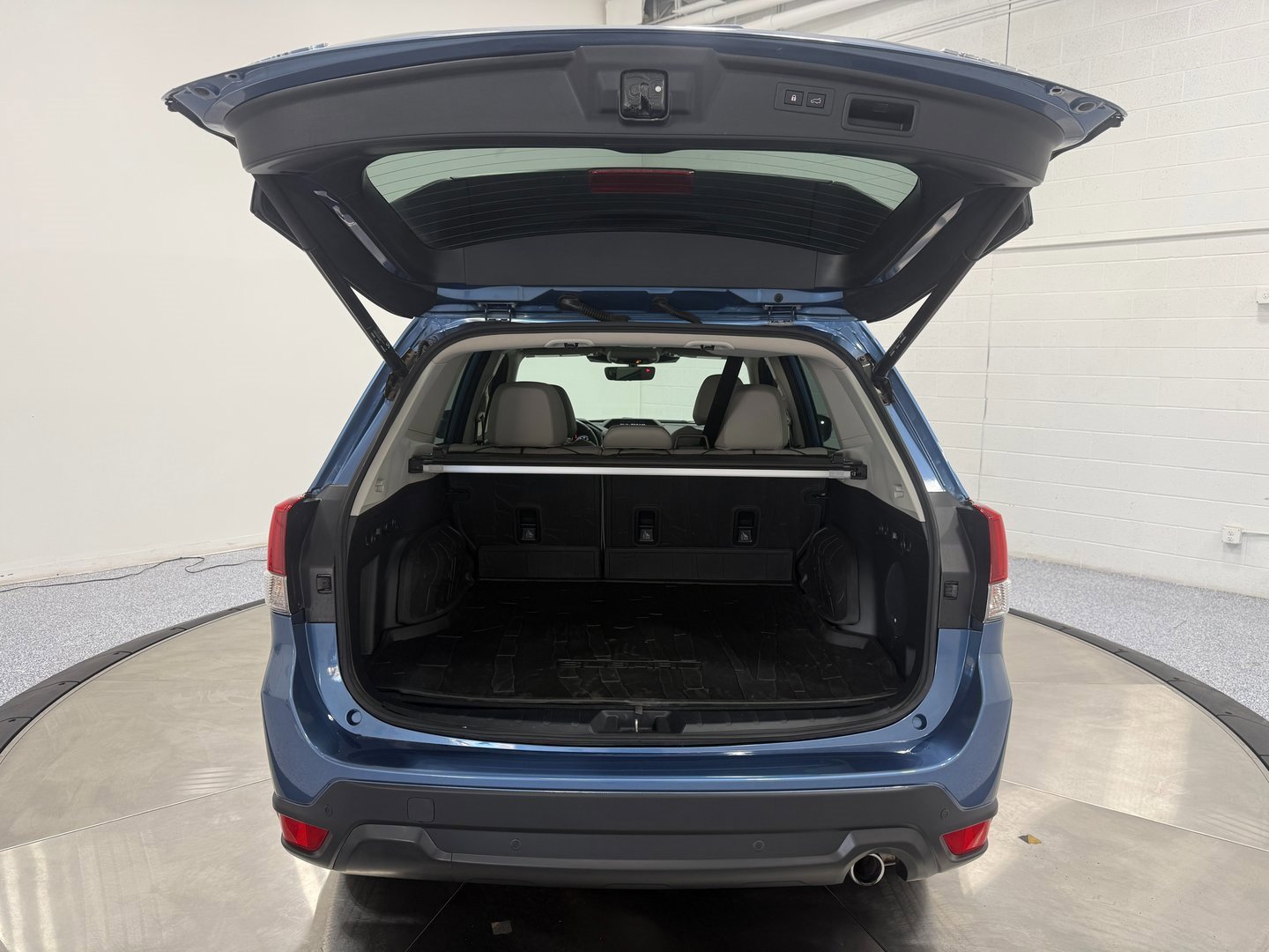 Used 2022 Subaru Forester Limited image 42