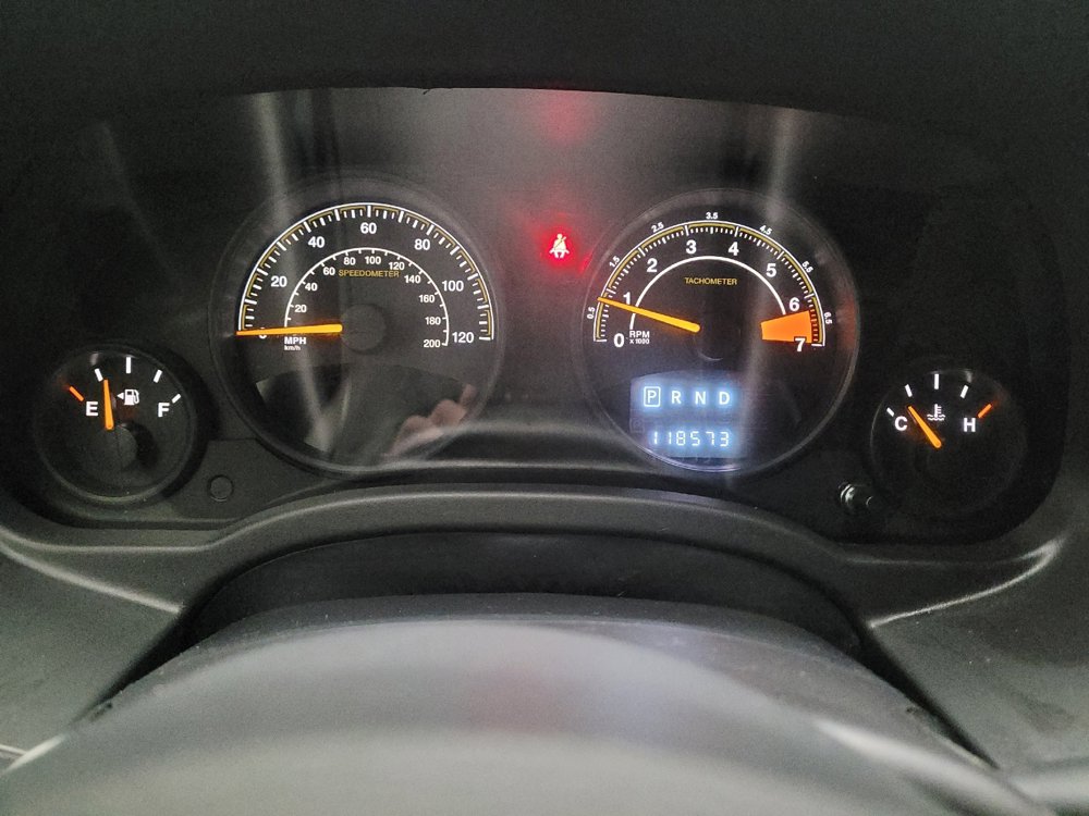 Used 2015 Jeep Compass Sport image 23