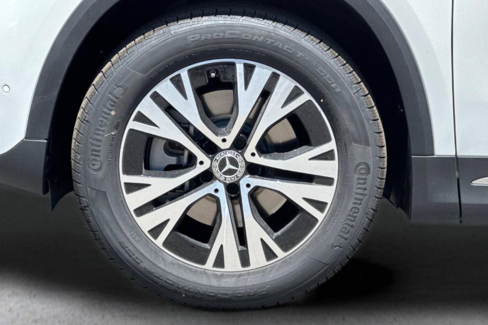 New 2025 Mercedes-Benz GLA 250 image 35