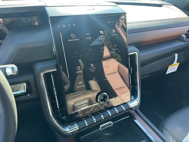 New 2026 GMC Yukon XL Denali w/ LPO, Floor Liner Package image 35