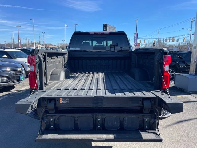Used 2024 Chevrolet Silverado 2500 ZR2 w/ Technology Package AWD/4WD image 15