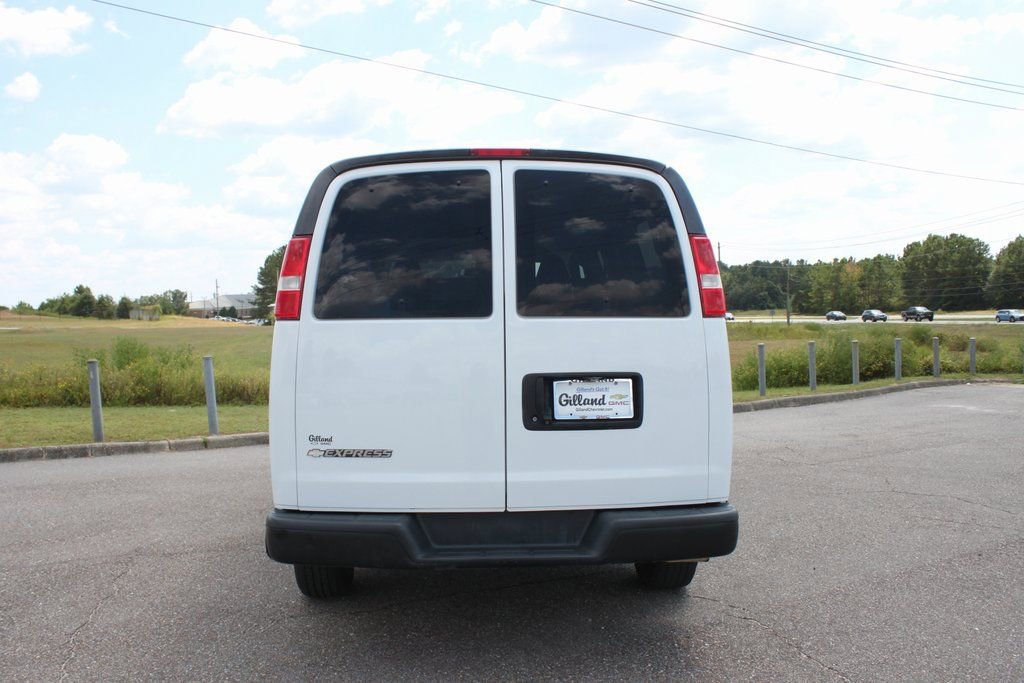 Used 2019 Chevrolet Express 2500 LS w/ Driver Convenience Package image 16